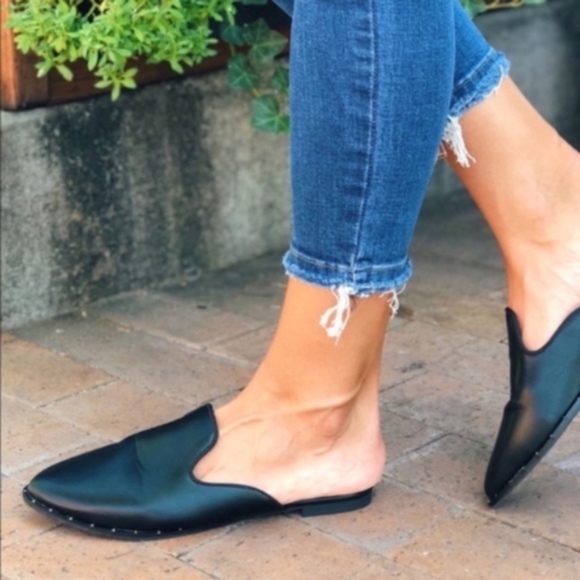 ❗️Sale❗️Studded Slip-On Mule - Picture 2 of 2